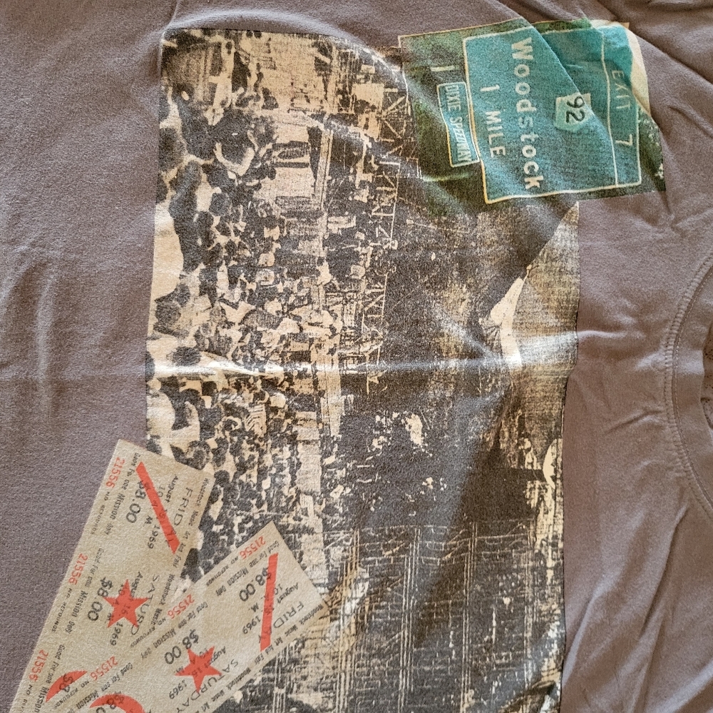XL T-shirt
